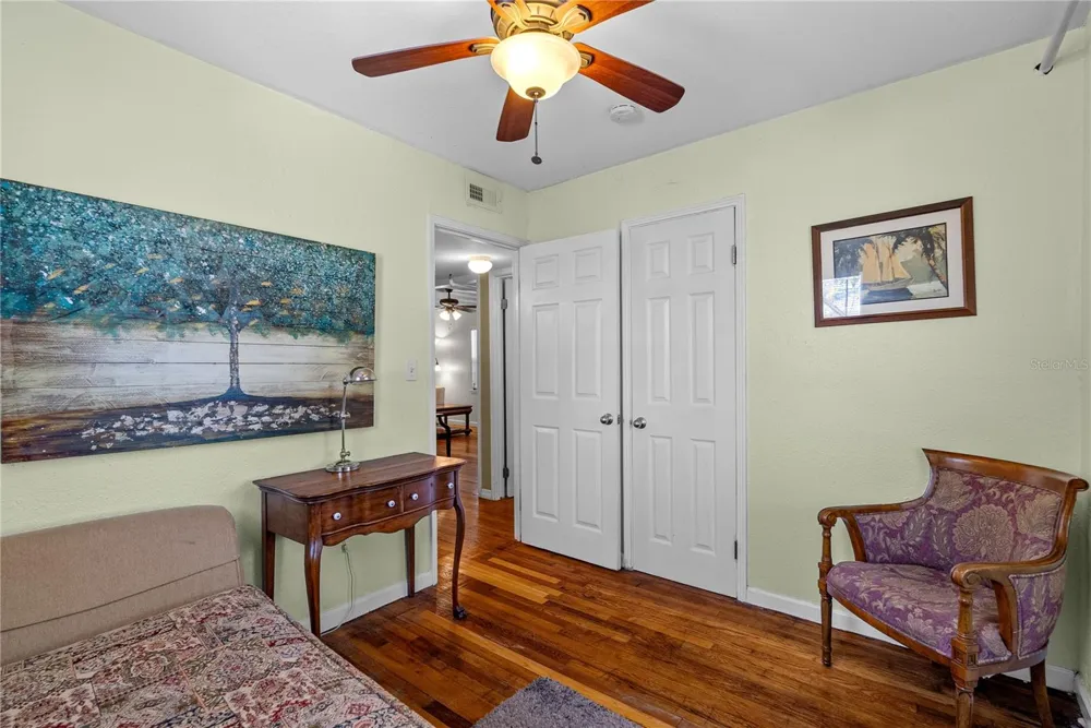 5407 29TH AVENUE S Gulfport, FL 33707