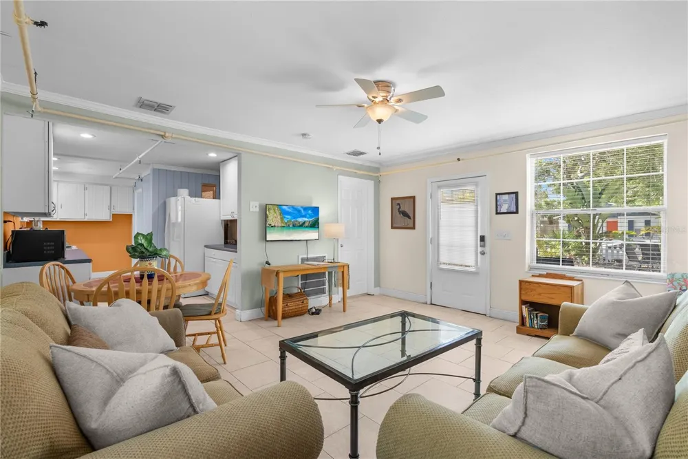 5407 29TH AVENUE S Gulfport, FL 33707