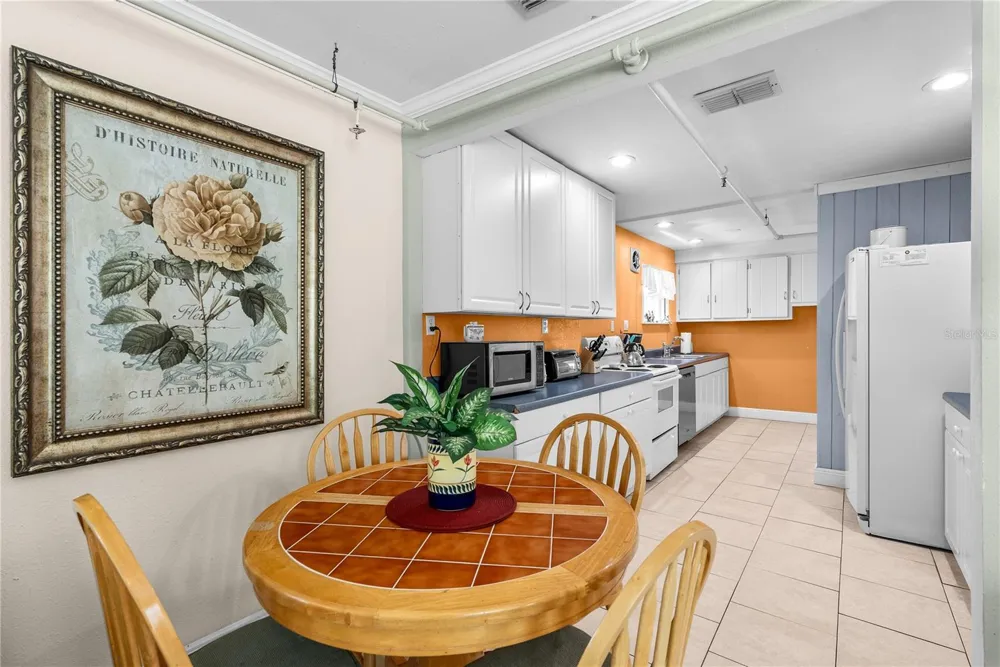 5407 29TH AVENUE S Gulfport, FL 33707