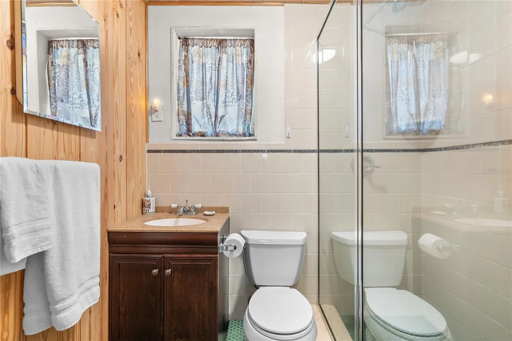 5407 29TH AVENUE S Gulfport, FL 33707