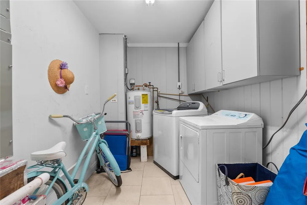 5407 29TH AVENUE S Gulfport, FL 33707