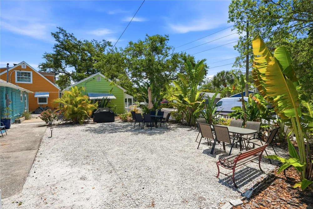 5407 29TH AVENUE S Gulfport, FL 33707
