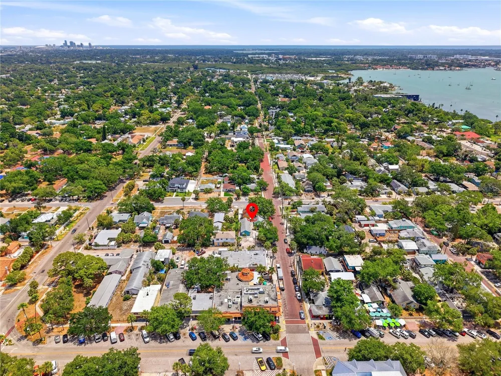5407 29TH AVENUE S Gulfport, FL 33707