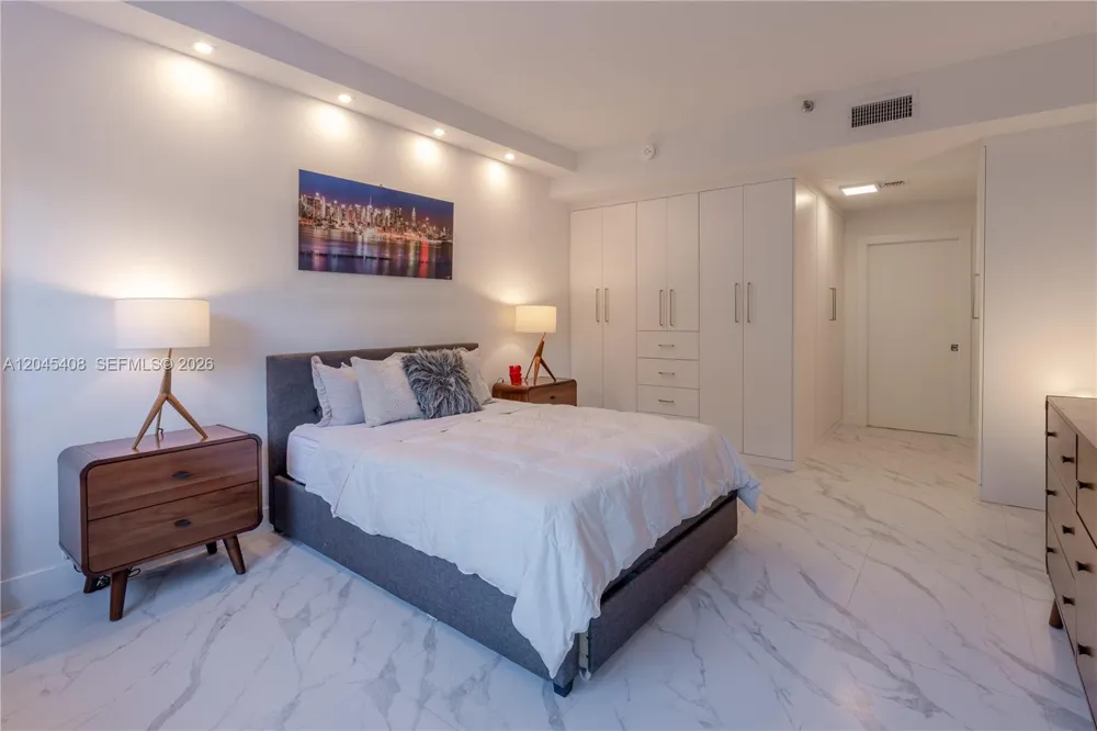 151 Crandon Blvd #122 Key Biscayne, FL 33149