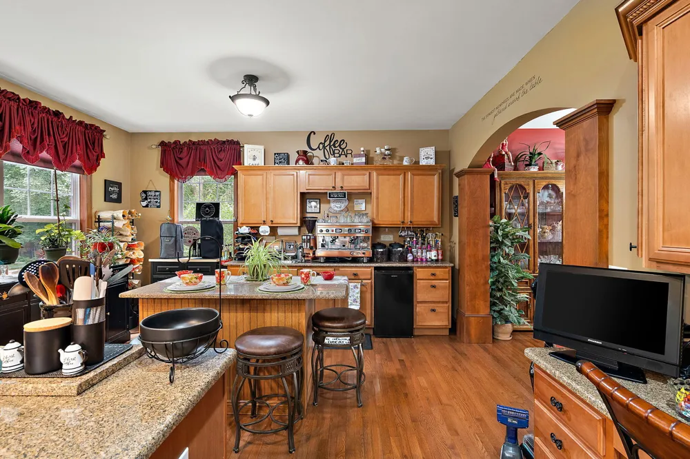 3933 Timberland Drive Wheatfield, IN 46392