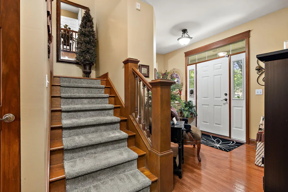 3933 Timberland Drive Wheatfield, IN 46392