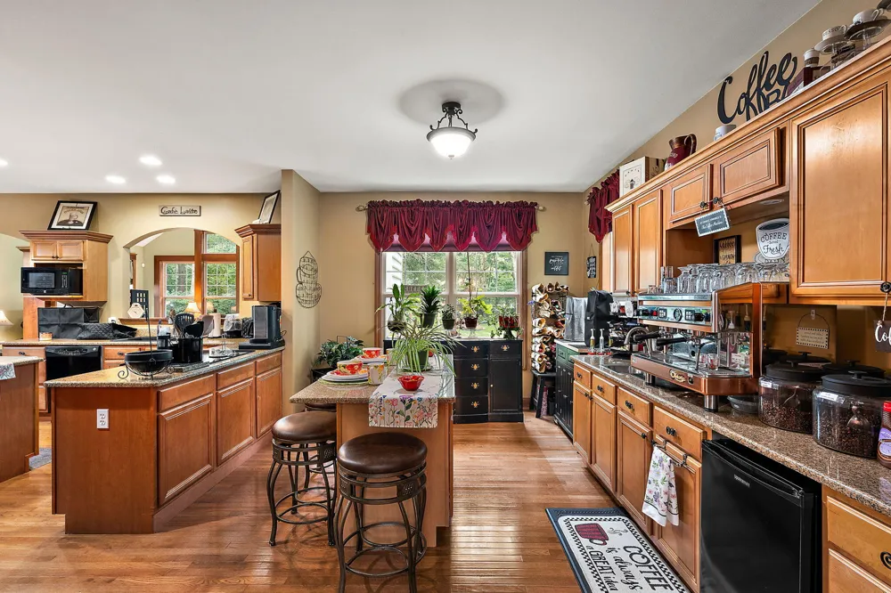 3933 Timberland Drive Wheatfield, IN 46392