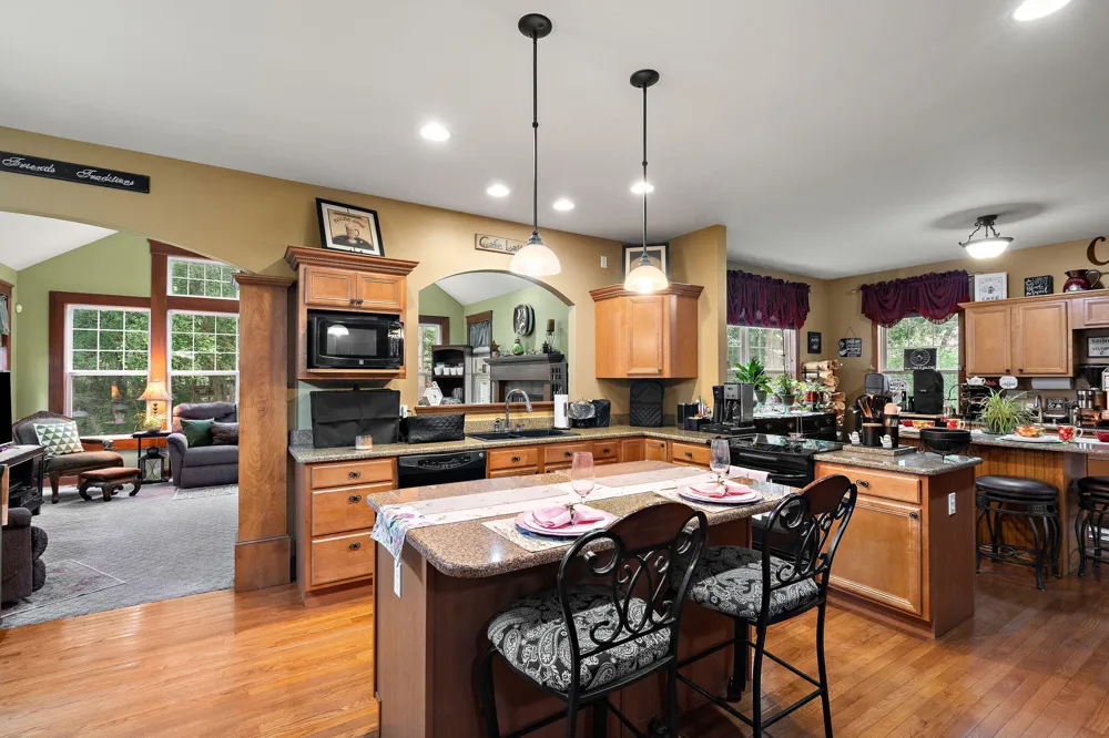 3933 Timberland Drive Wheatfield, IN 46392