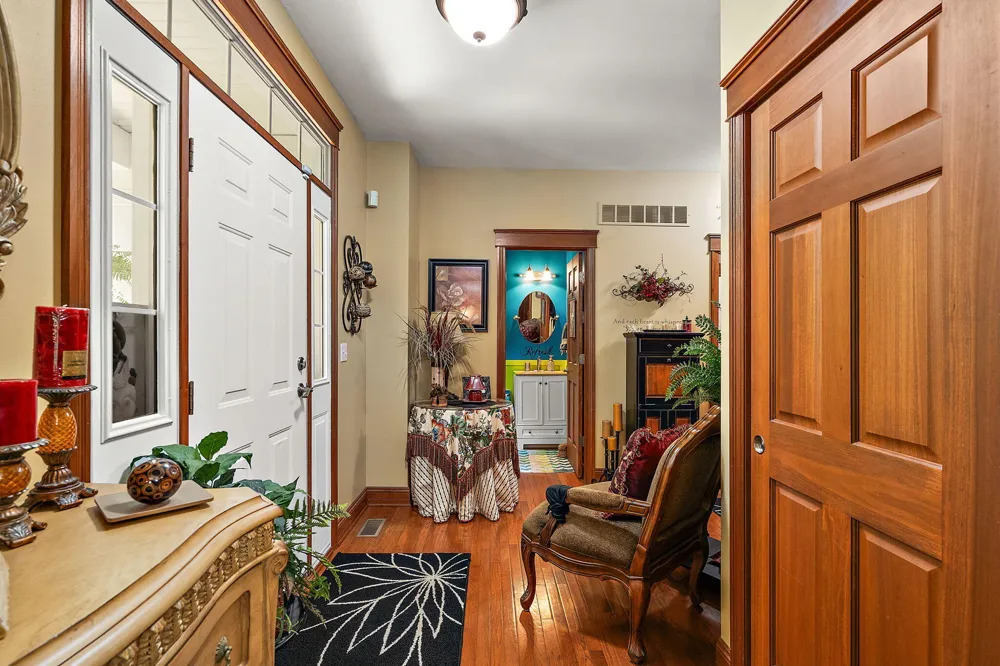 3933 Timberland Drive Wheatfield, IN 46392