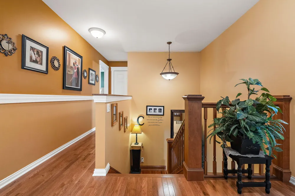 3933 Timberland Drive Wheatfield, IN 46392
