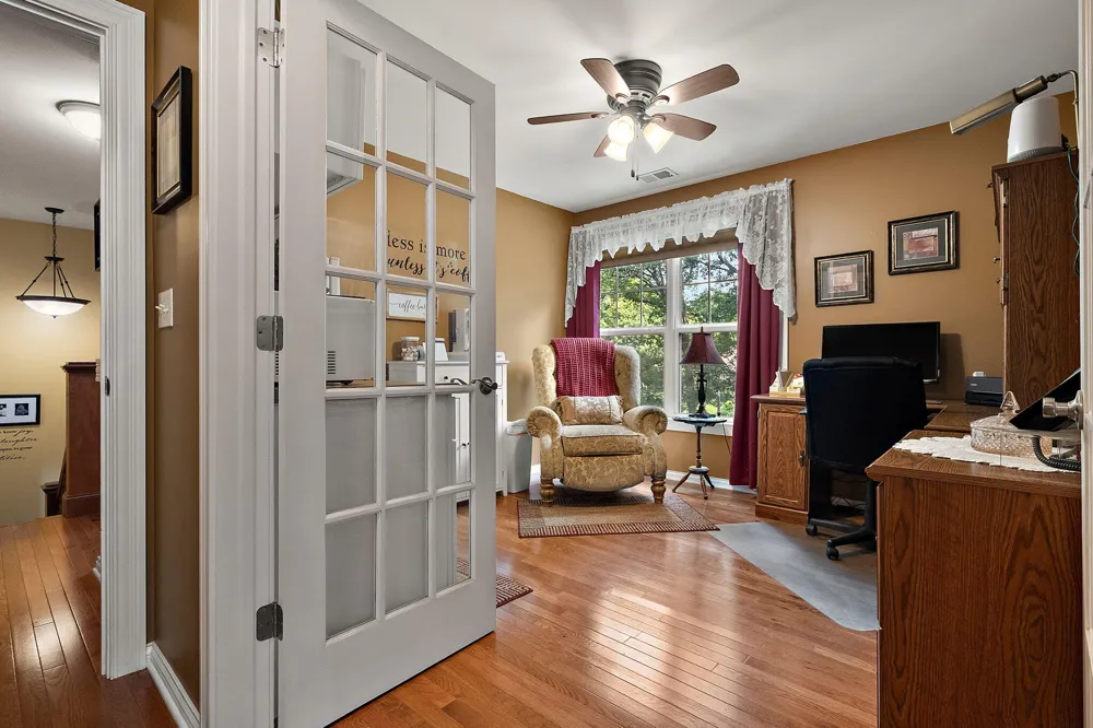 3933 Timberland Drive Wheatfield, IN 46392