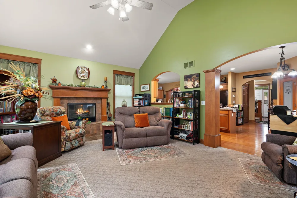 3933 Timberland Drive Wheatfield, IN 46392