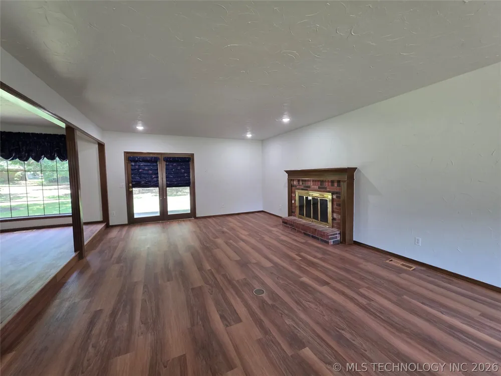 2430 Northwood Drive Seminole, OK 74868