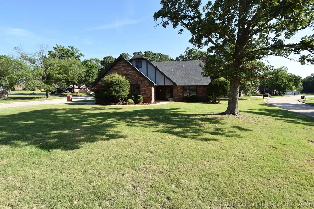 2430 Northwood Drive Seminole, OK 74868