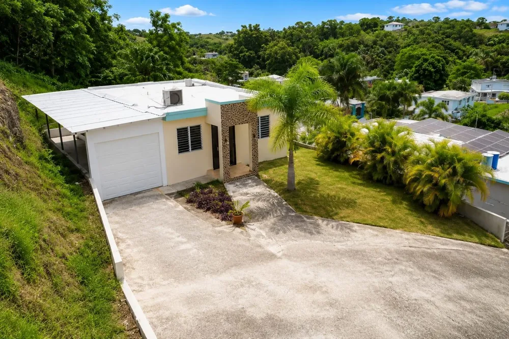 Carr 414 SECTOR LOS PUENTES Rincon, PR 00677