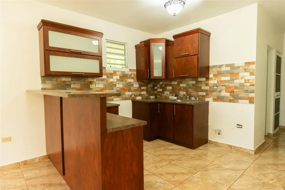 Carr 414 SECTOR LOS PUENTES Rincon, PR 00677