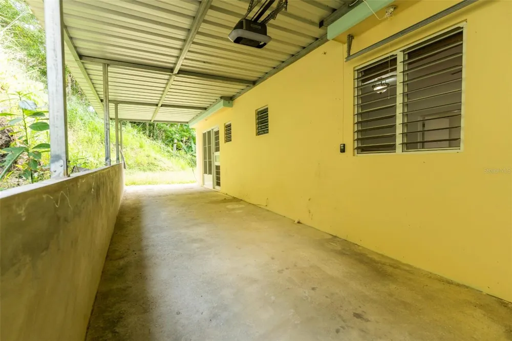 Carr 414 SECTOR LOS PUENTES Rincon, PR 00677