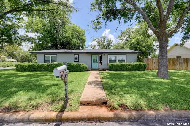 599 E HIGHWAY ST Fredericksburg, TX 78624