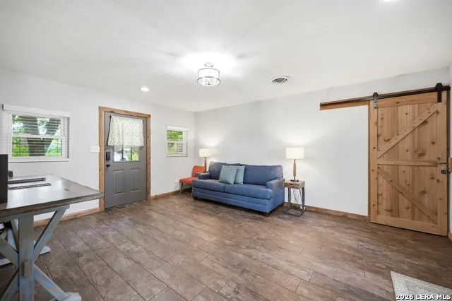 599 E HIGHWAY ST Fredericksburg, TX 78624