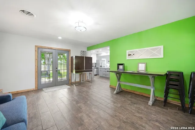 599 E HIGHWAY ST Fredericksburg, TX 78624