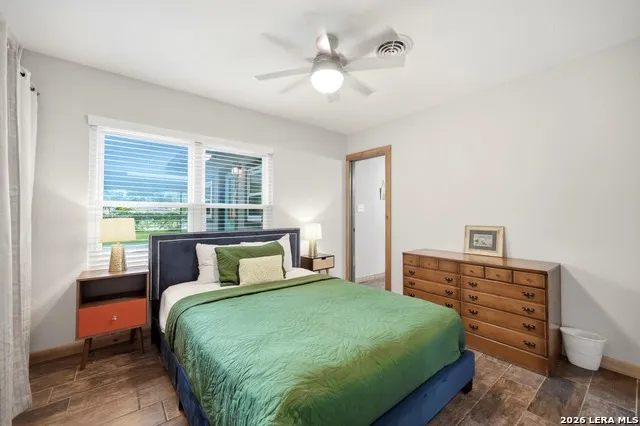 599 E HIGHWAY ST Fredericksburg, TX 78624