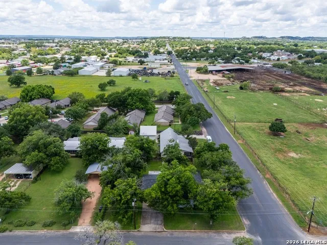 599 E HIGHWAY ST Fredericksburg, TX 78624