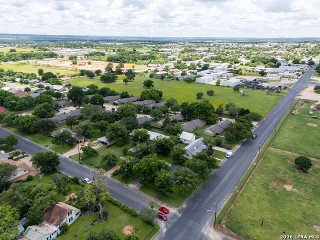 599 E HIGHWAY ST Fredericksburg, TX 78624