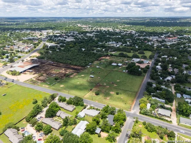 599 E HIGHWAY ST Fredericksburg, TX 78624