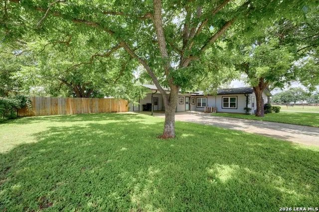 599 E HIGHWAY ST Fredericksburg, TX 78624
