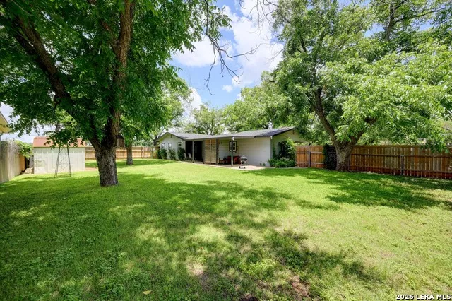 599 E HIGHWAY ST Fredericksburg, TX 78624