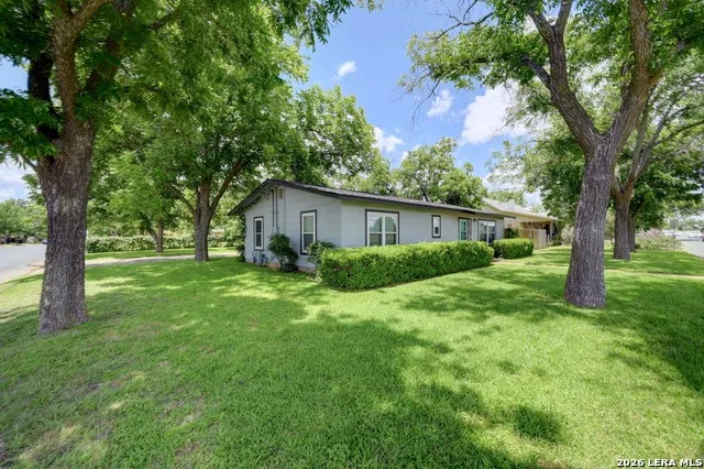 599 E HIGHWAY ST Fredericksburg, TX 78624