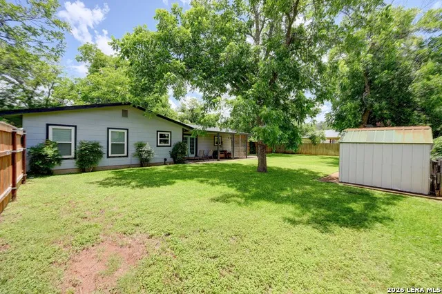599 E HIGHWAY ST Fredericksburg, TX 78624