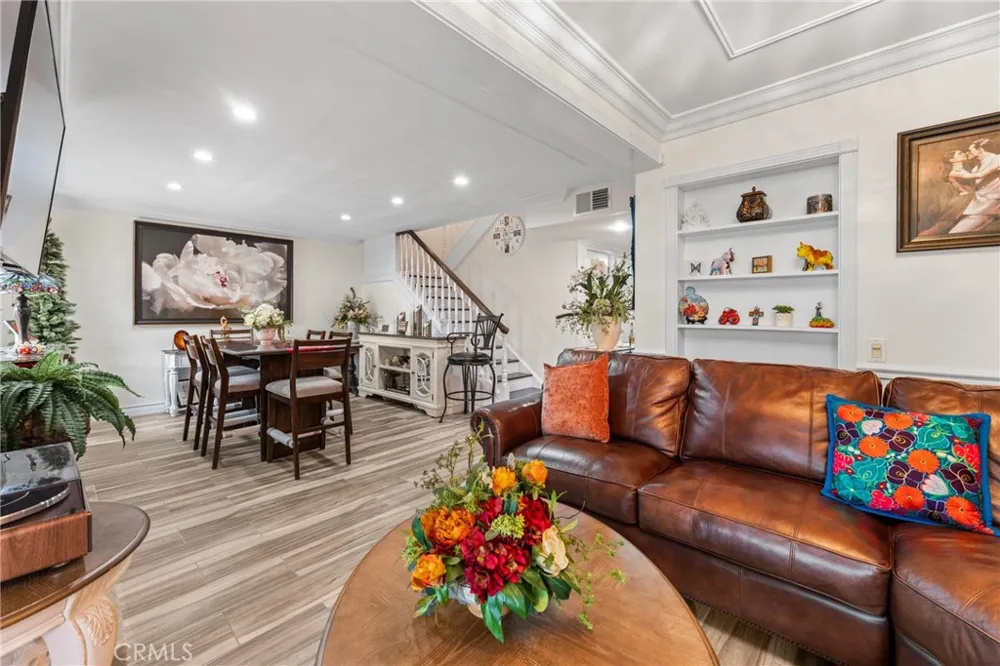 134 Oak Forest Circle Glendora, CA 91741