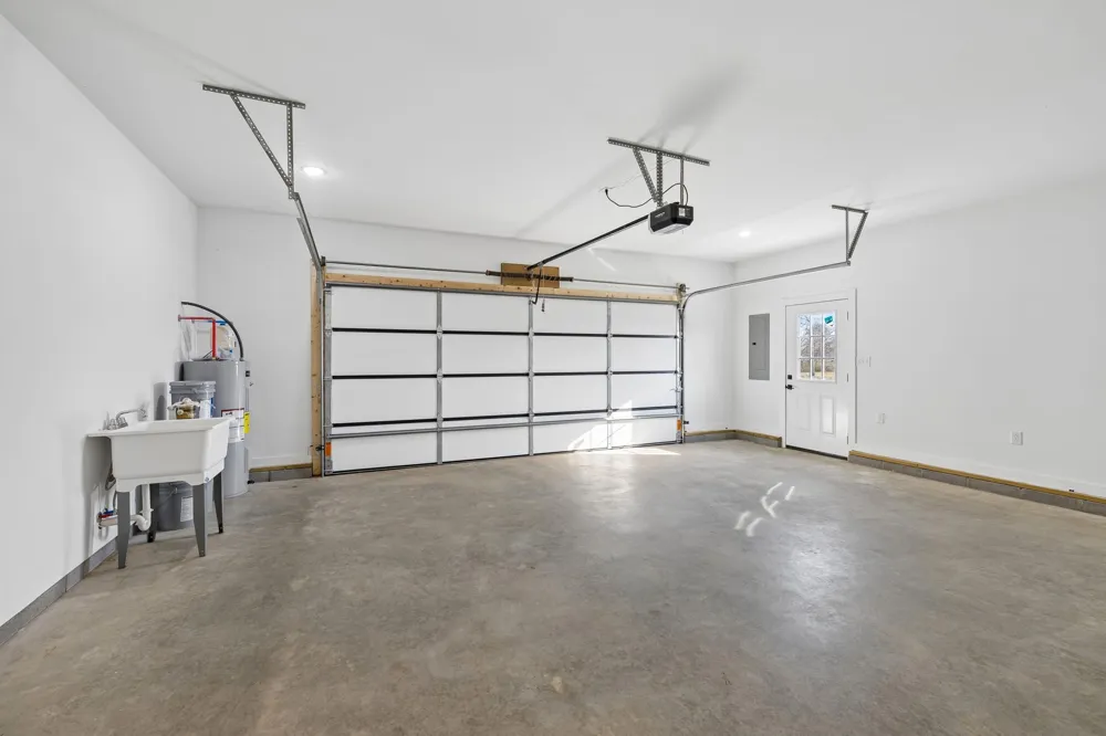 184 Ashmore Rd Summertown, TN 38483