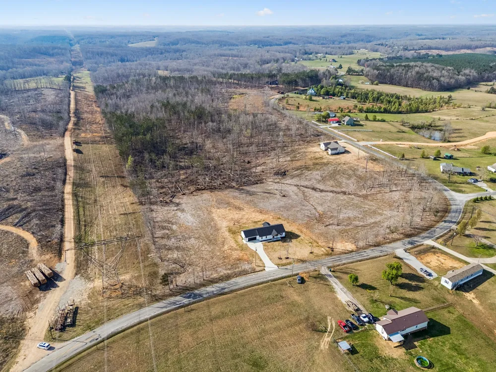 184 Ashmore Rd Summertown, TN 38483