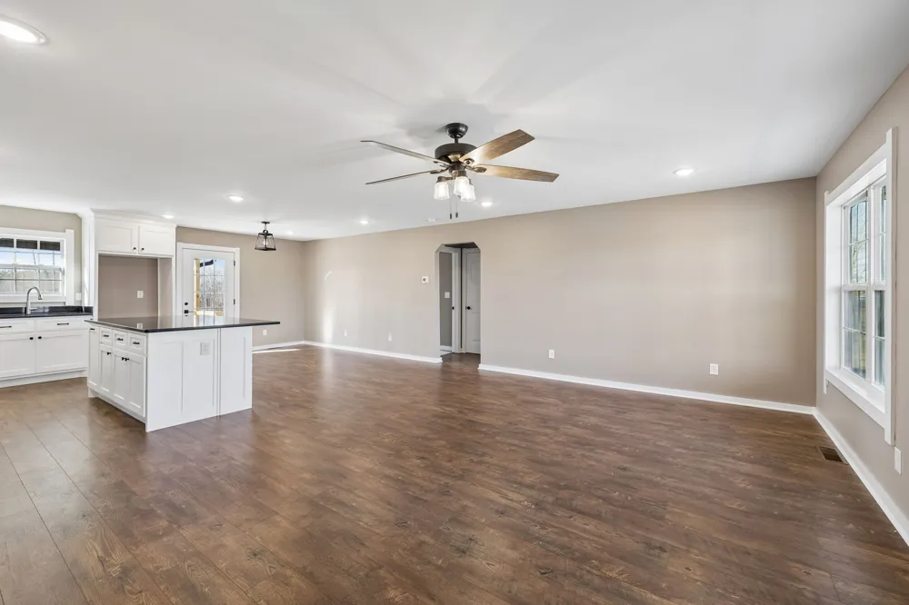 184 Ashmore Rd Summertown, TN 38483