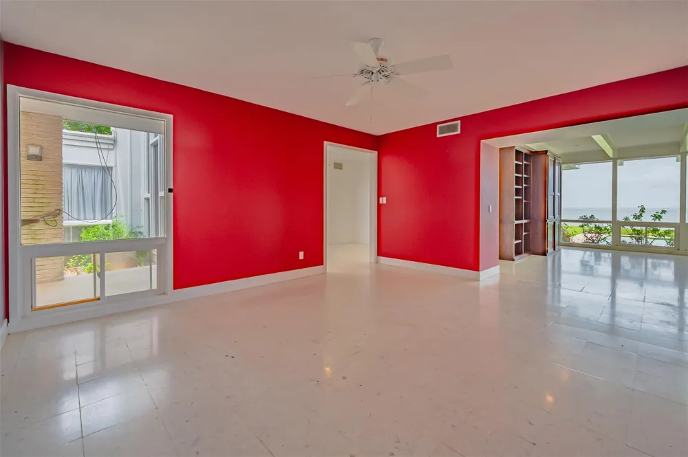 1700 S Virginia Port Lavaca, TX 77979