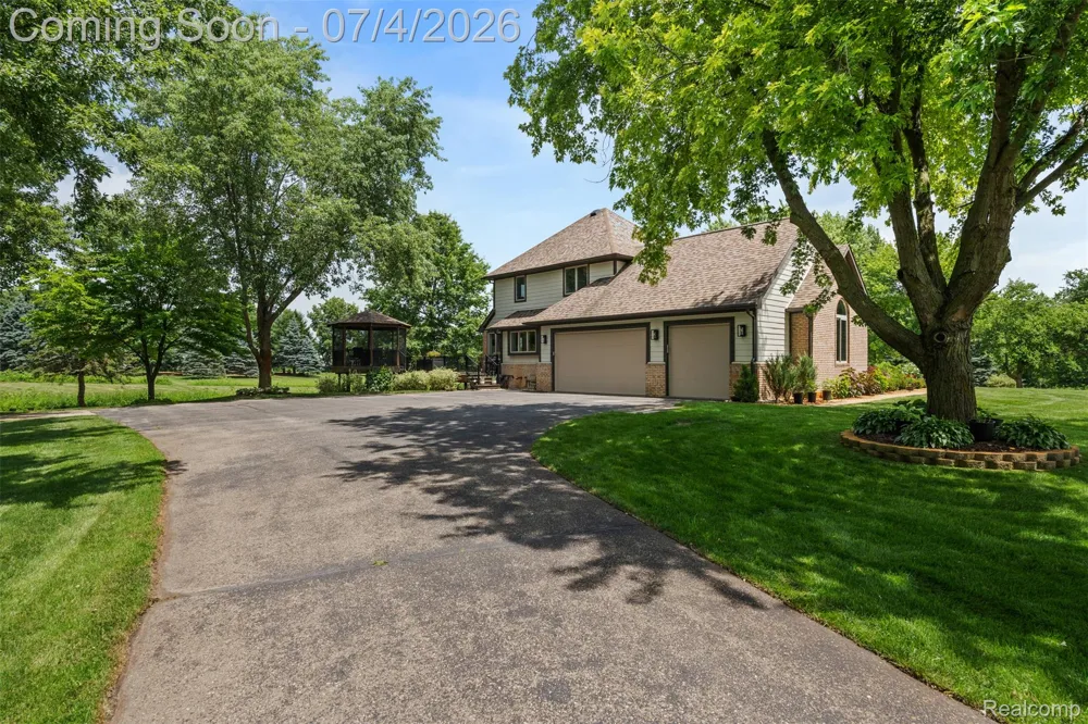55550 Lee Road Lyon Charter Township, MI 48165