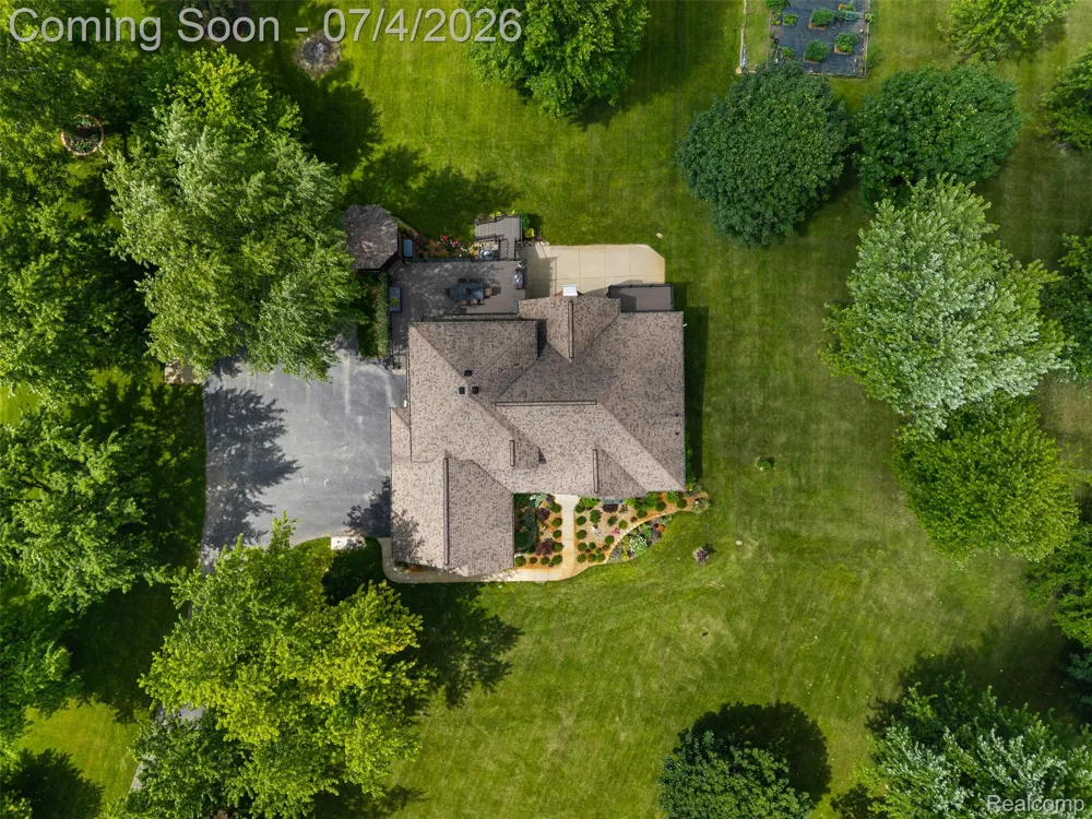 55550 Lee Road Lyon Charter Township, MI 48165