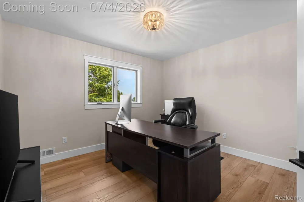55550 Lee Road Lyon Charter Township, MI 48165