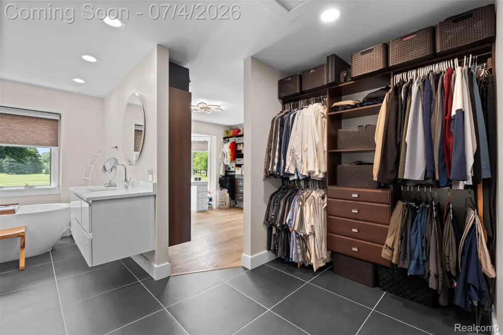 55550 Lee Road Lyon Charter Township, MI 48165