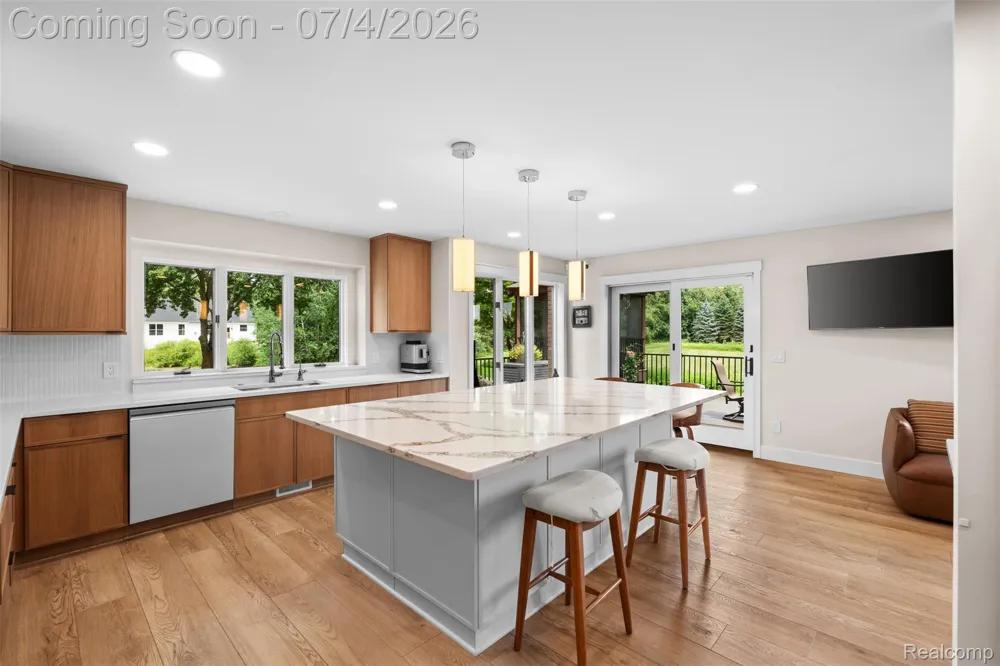 55550 Lee Road Lyon Charter Township, MI 48165