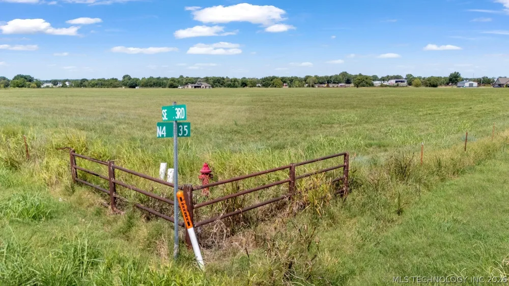2 435 ROAD Adair, OK 74330