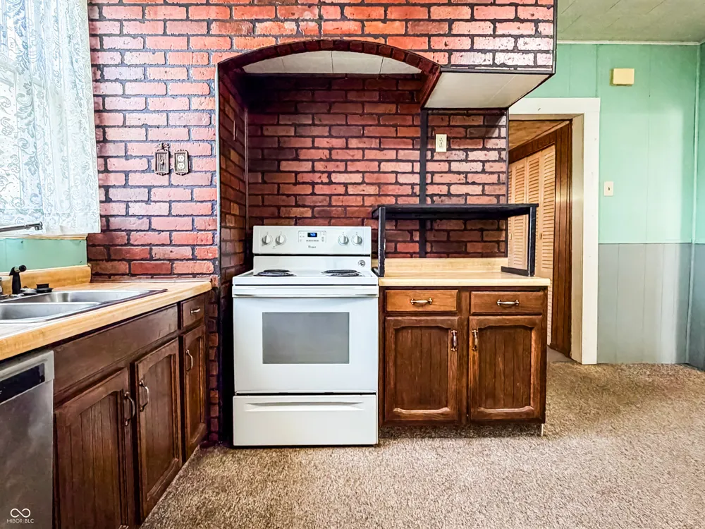 106 College Avenue Paoli, IN 47454