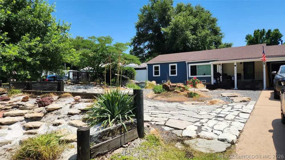 1828 E 10th Street Okmulgee, OK 74447