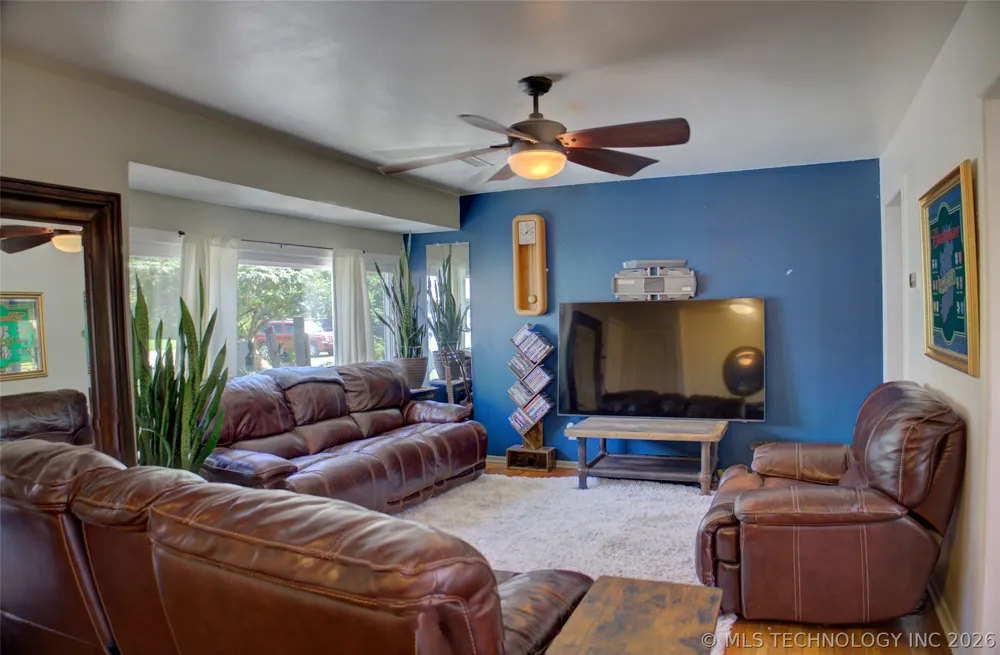 1828 E 10th Street Okmulgee, OK 74447