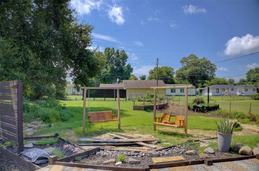 1828 E 10th Street Okmulgee, OK 74447
