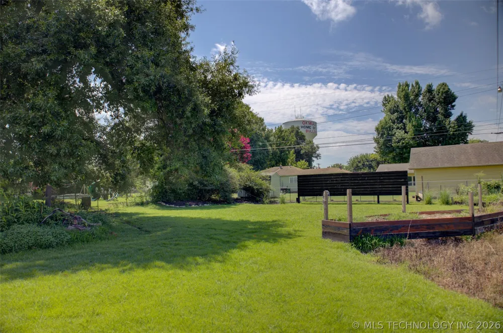 1828 E 10th Street Okmulgee, OK 74447