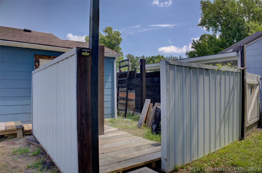 1828 E 10th Street Okmulgee, OK 74447