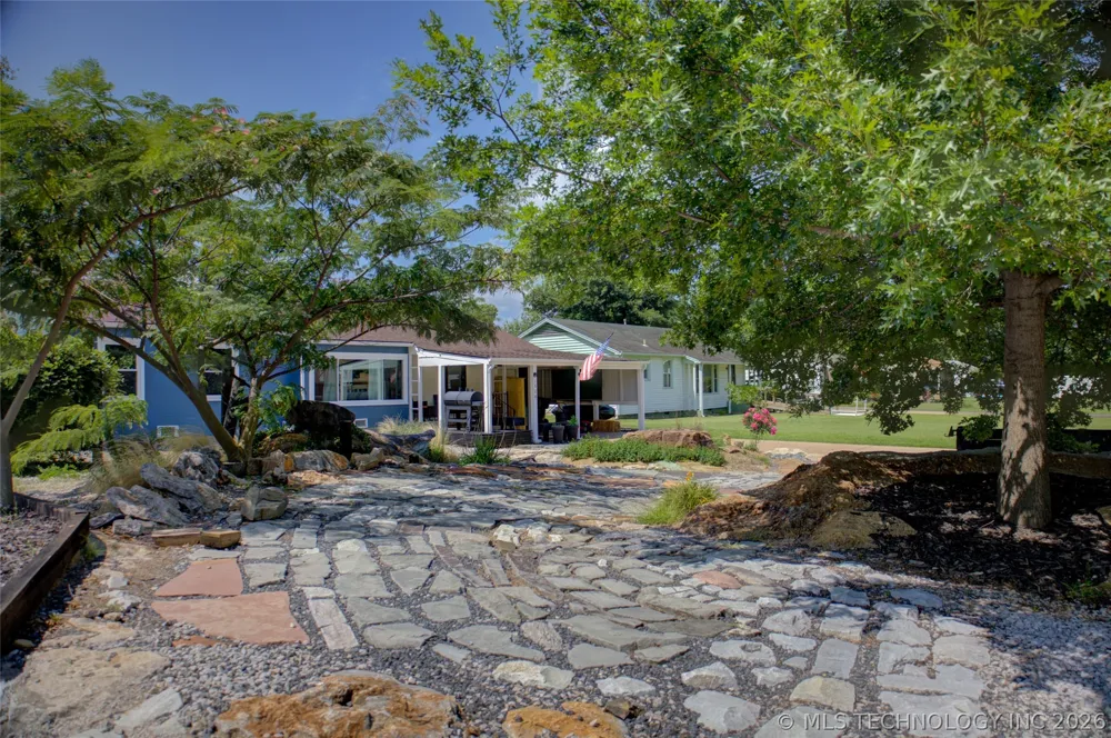 1828 E 10th Street Okmulgee, OK 74447
